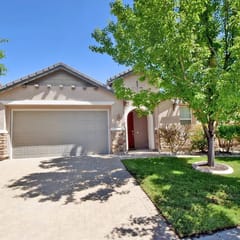 Tahoe / Reno 4BR, Garage, King Suite, Full Kitchen