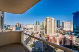 2BR Strip View Suite - 19th Floor at Signature