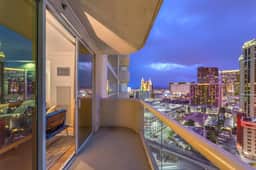 Renovated MGM Private King Suite, Strip View
