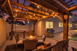 5 BR! Amazing Pool & Spa Retreat 15 Min to Strip