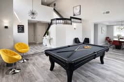 5 BR! Amazing Pool & Spa Retreat 15 Min to Strip