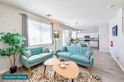 Chic 3BR Pool Home w/ Spa – Las Vegas - Image 4
