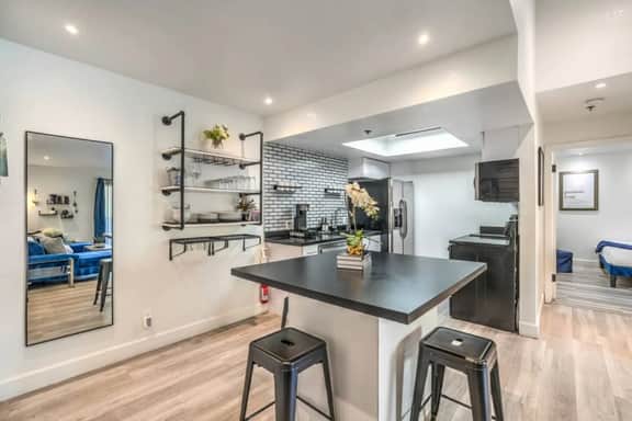2BR 5 Min to Vegas Strip with King Beds!