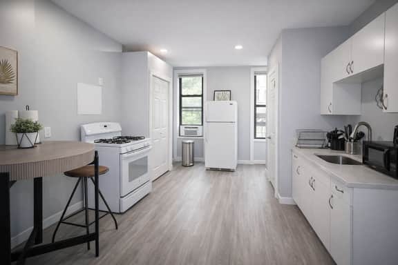 𖡡 First Street Flat - 1BR Apt just 15 Min to NYC