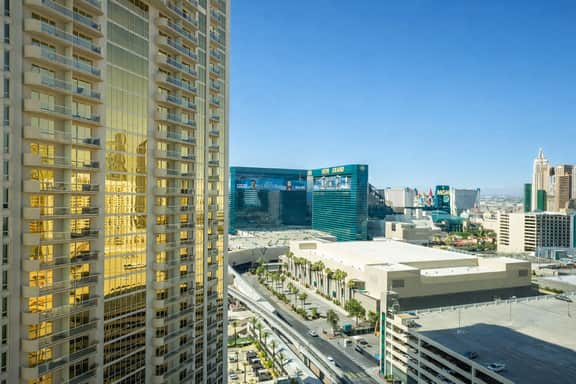 2BR Strip View Suite - 19th Floor at Signature