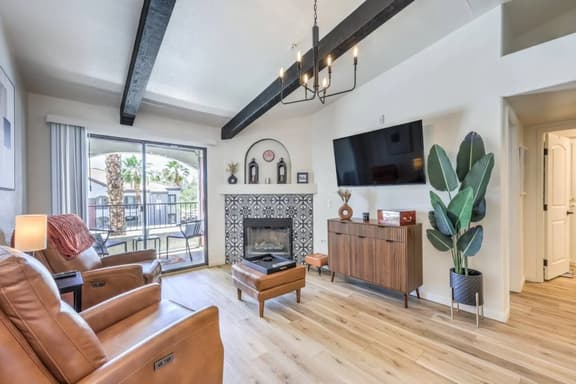 Luxury Seven Hills Escape - 1BR, Pool & Garage